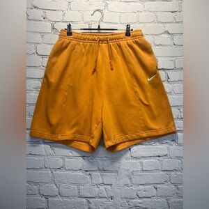 Womens Nike Sportswear Essential High Rise Fleece Sweat Shorts Size M mustard
